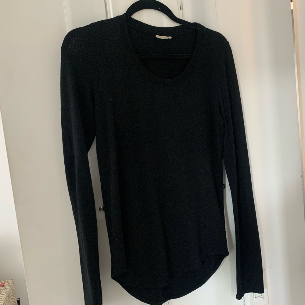 Wilfred free long sleeve black top